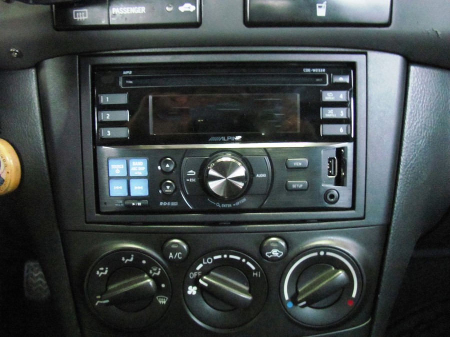 toyota avensis 2 din #2