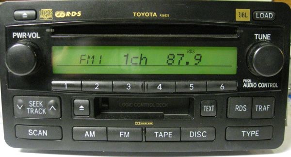 2011 Toyota prius ipod interface
