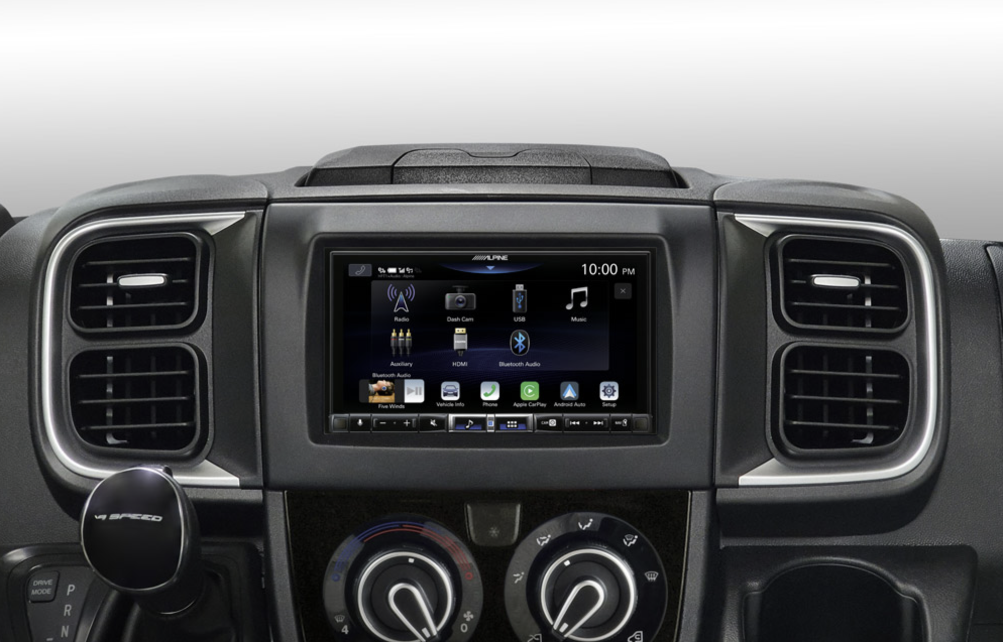Autoradio avec GPS installé dans une Citroën