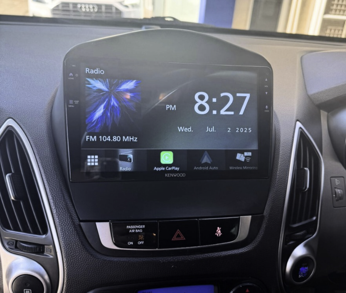 Autoradio avec GPS installé dans un Hyundai