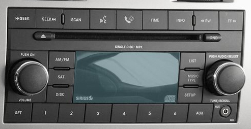KIT Poste 1-DIN écran tactile multimédia Jeep Commander, Wrangler