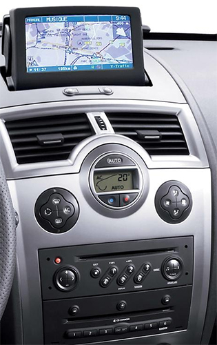 Renault Clio 3 Autoradio Bluetooth - Équipement auto