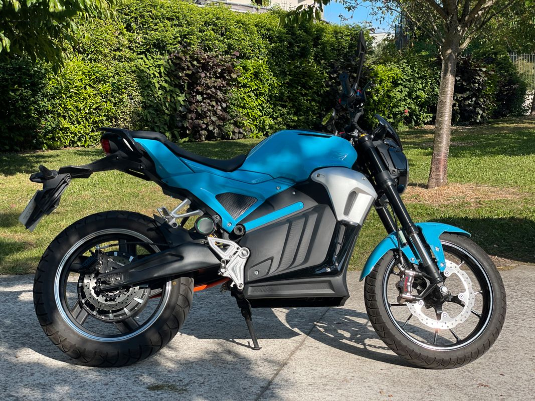 Moto électrique roadster LYCKE Road90 125cc